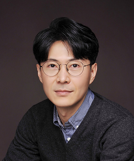 Yong Woon Kim